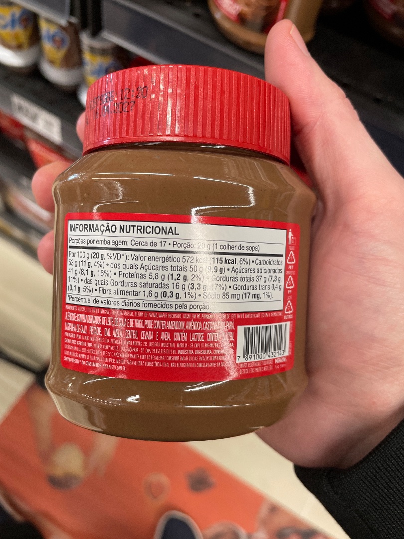 Creme com Wafer Recheado (Nestlé / Garoto)